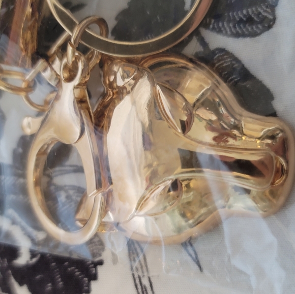 Gorgeous EFFY key ring - Picture 3 of 4